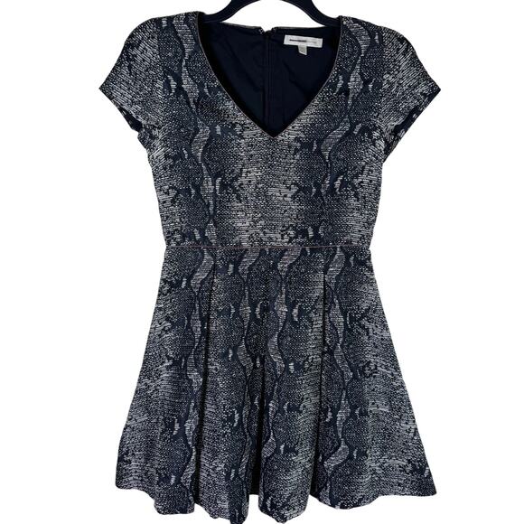 Banana Republic Heritage Metallic Snake Print A Line V Neck Mini Dress‎ Women 2 - Picture 2 of 13